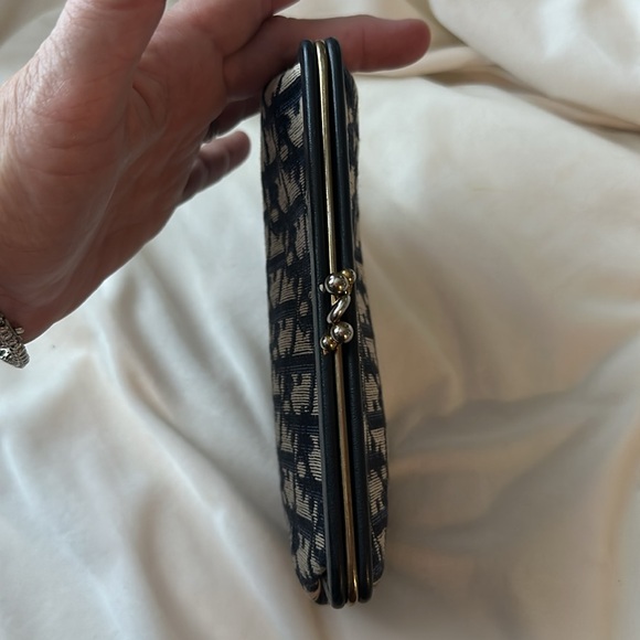 DIOR Navy Blue trotter Kiss lock Dual compartment pouch Cosmetic Bag 8inx5in - Picture 4 of 10